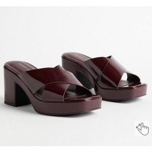 Torrid Jelly Cross Band Block Heel Sandal (WW) Size 7.5 Wide NWT